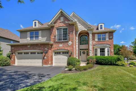 520 Meadowwood Lane, Oswego, IL 60543