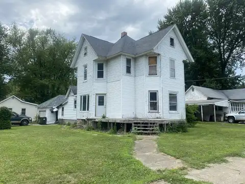 901 4th Avenue, Sterling, IL 61081