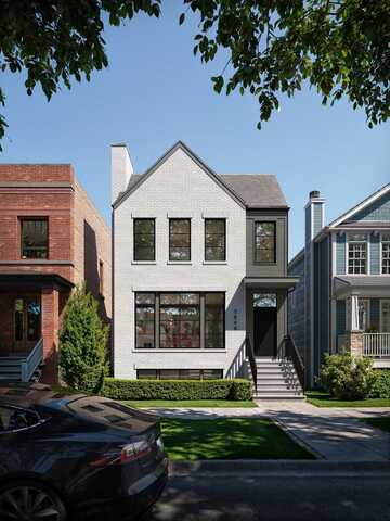 3846 N Bell Avenue, Chicago, IL 60618