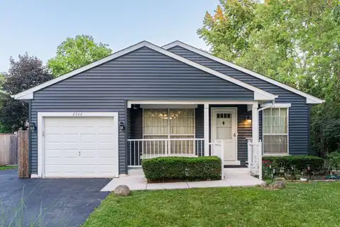 2322 Weatherford Lane, Naperville, IL 60565