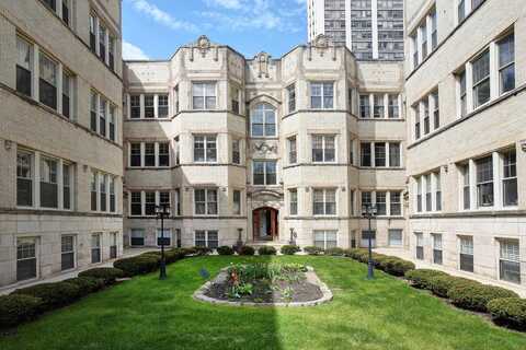 816 W Sunnyside Avenue, Chicago, IL 60640