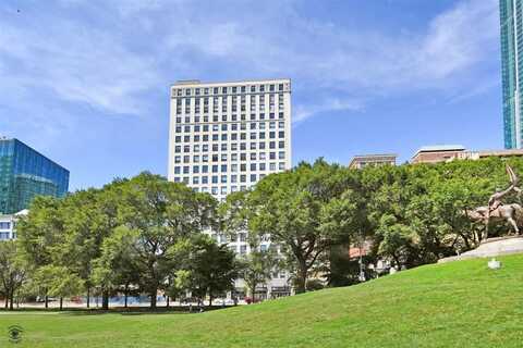 910 S Michigan Avenue, Chicago, IL 60605