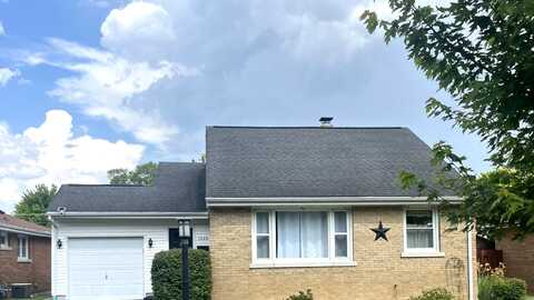 1620 S 5th Avenue, Kankakee, IL 60901
