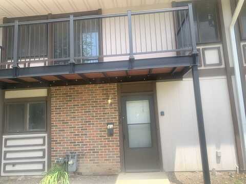 1272 Court E, Hanover Park, IL 60133