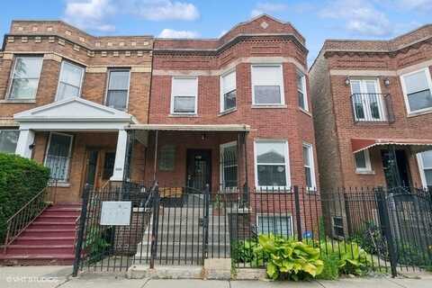 2451 N Maplewood Avenue, Chicago, IL 60647