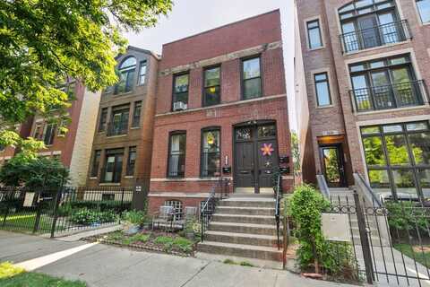 1624 N Oakley Avenue, Chicago, IL 60647