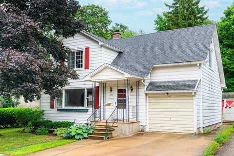 536 Center Avenue, Sycamore, IL 60178