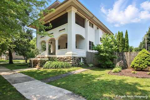 1100 N Hart Street, Harvard, IL 60033