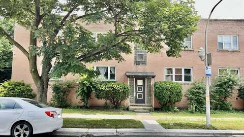 2819 W Granville Avenue, Chicago, IL 60659