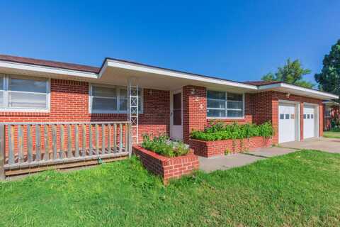 224 POWELL Avenue, Dumas, TX 79029