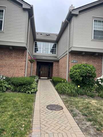 124 White Oak Court, Schaumburg, IL 60195