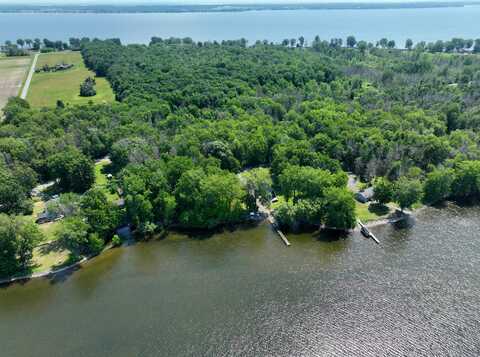 0 Point Au Fer Road, Champlain, NY 12919