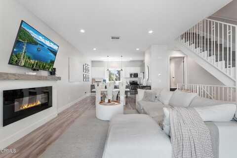 5664 Hazeltine Avenue, Sherman Oaks, CA 91401