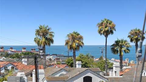 705 Goldenrod Avenue 1/2, Corona del Mar, CA 92625