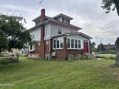 701 Longfellow Avenue, Altoona, PA 16602