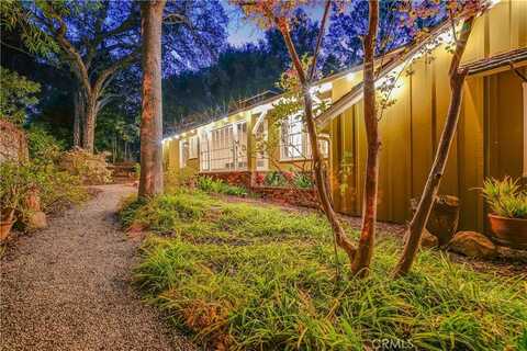 4295 Canoga Avenue, Woodland Hills, CA 91364