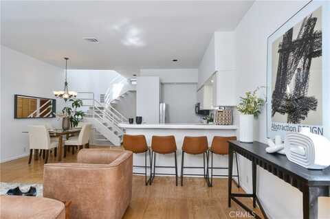 10446 Quito Lane, Los Angeles, CA 90077