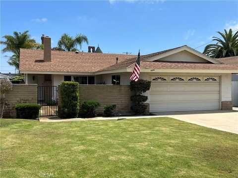 296 E 19th Street, Costa Mesa, CA 92627
