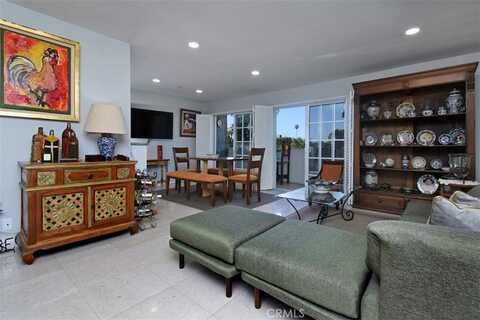 4140 Warner Boulevard, Burbank, CA 91505
