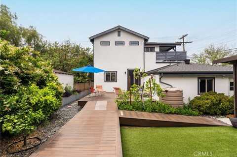 6557 Clybourn Avenue, North Hollywood, CA 91606