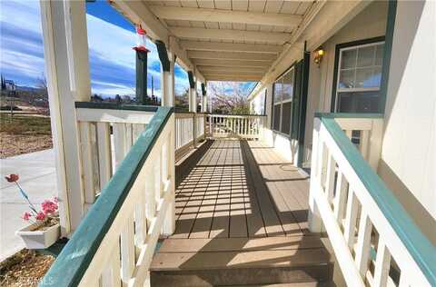 13211 E Avenue W8, Pearblossom, CA 93553