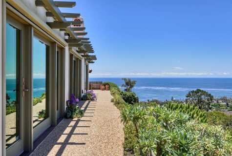 6018 Avenida Chamnez, La Jolla, CA 92037
