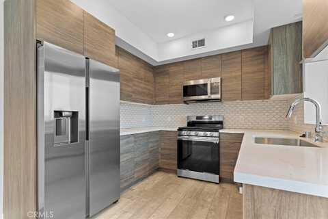 4383 Sepulveda Boulevard, Sherman Oaks, CA 91403