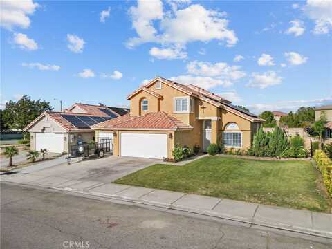 37152 57th Street E, Palmdale, CA 93552