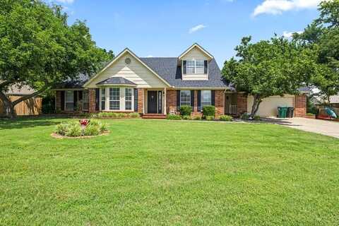 1213 Countrywood CIR, Rogers, AR 72756
