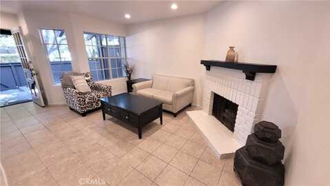 2364 S Cutty Way, Anaheim, CA 92802