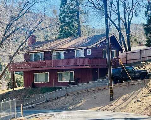 470 Dunant Drive, Crestline, CA 92325