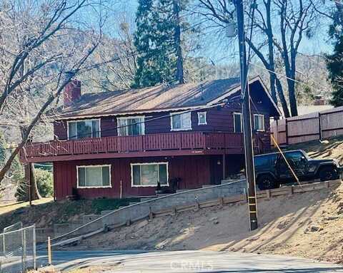 470 Dunant Drive, Crestline, CA 92325