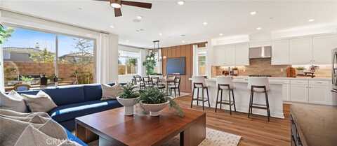 455 Snowdrop Lane, Santa Paula, CA 93060
