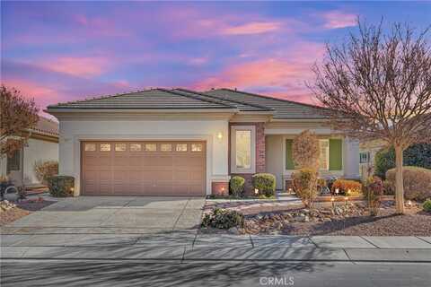 19269 Galloping Hill Road, Apple Valley, CA 92308