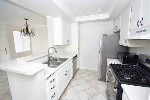 16377 Lakeshore Drive, Lake Elsinore, CA 92530