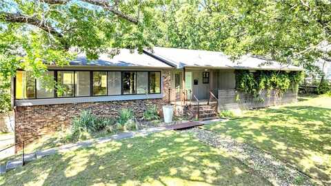524 W Prospect ST, Fayetteville, AR 72701