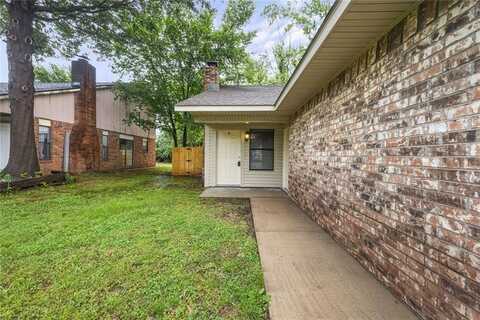 507 N 37th ST, Rogers, AR 72756