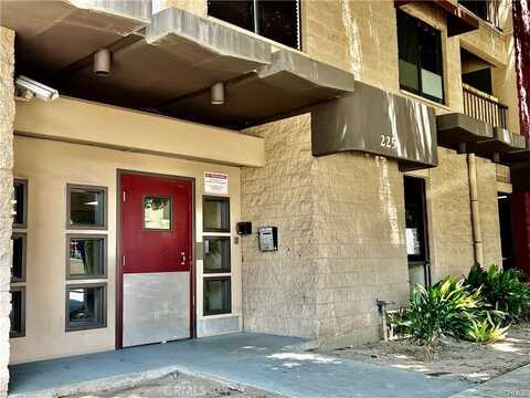 225 W 6th Street, Long Beach, CA 90802