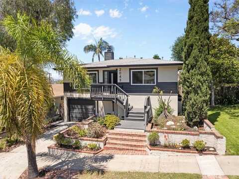2043 Raymond Avenue, Signal Hill, CA 90755