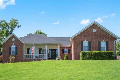 714 Clayton RD, Cave Springs, AR 72718