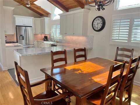 1136 10th Street, Hermosa Beach, CA 90254