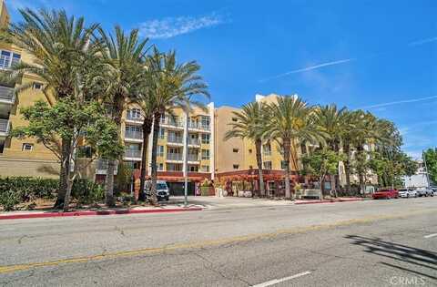21301 Erwin Street, Woodland Hills, CA 91367