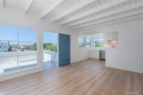 720 1/2 Narcissus Avenue, Corona del Mar, CA 92625