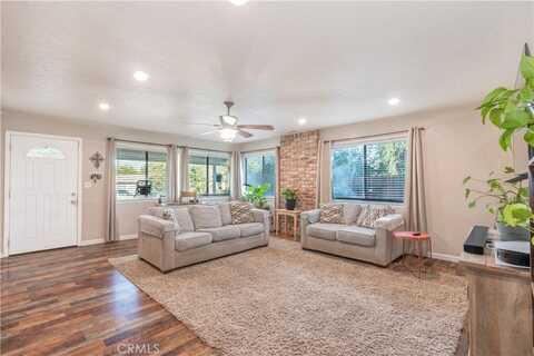465 Mesa Grande Drive, Shandon, CA 93461