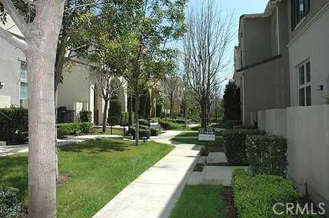 27 El Cajon, Irvine, CA 92602