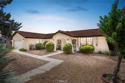 7390 Chase Avenue, Hesperia, CA 92345