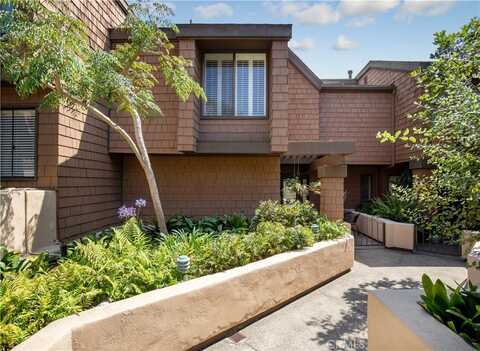 38 Canyon Island Drive, Newport Beach, CA 92660