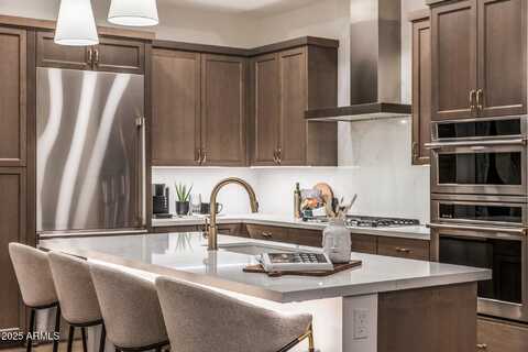 5250 E DEER VALLEY Drive, Phoenix, AZ 85054