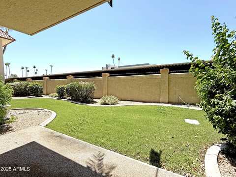10330 W Thunderbird Boulevard, Sun City, AZ 85351