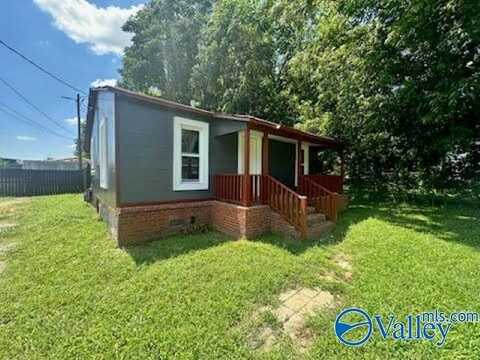 2305 Stanley Drive NW, Huntsville, AL 35816